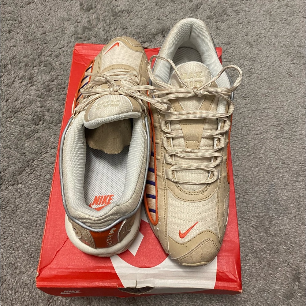 Men Size 9 Air Max Tailwing IV